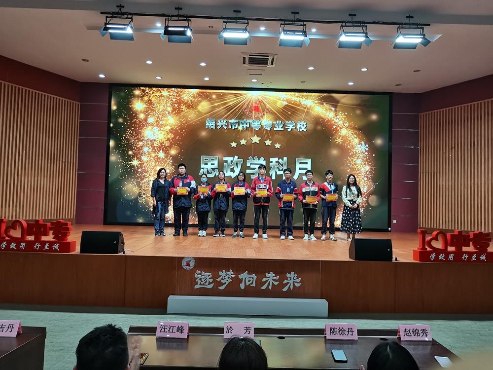 c1fdff587c0c4696bef5bfc80a33abb1.jpg c1fdff587c0c4696bef5bfc80a33abb1.jpg